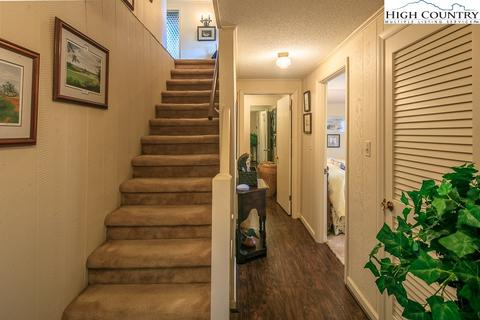 327 Beech, Boone, NC 28607 photo 28