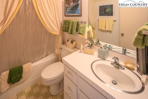 327 Beech, Boone, NC 28607 photo 32