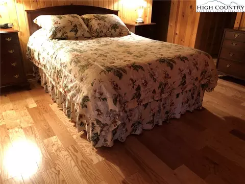 102 Pine Ridge Rd, Beech Mountain, NC 28604 photo 8