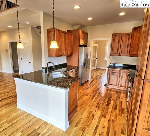 314 Crossmor Dr, Todd, NC 28684 photo 5