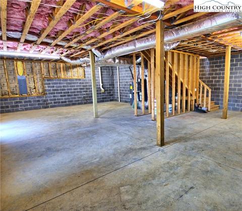 314 Crossmor Dr, Todd, NC 28684 photo 17