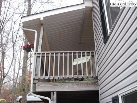 377 Jack Pine Loop, Newland, NC 28657 photo 6