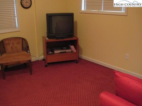 377 Jack Pine Loop, Newland, NC 28657 photo 27