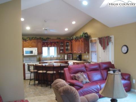 377 Jack Pine Loop, Newland, NC 28657 photo 19