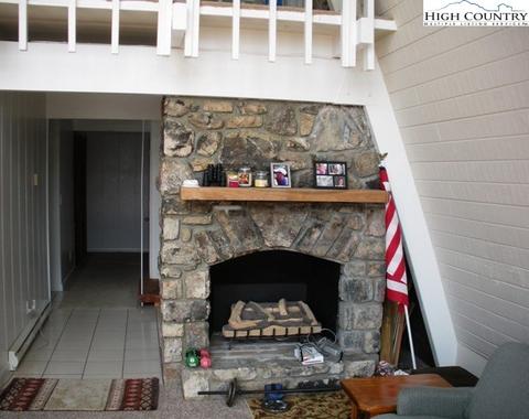 221 Skiview Rd, Seven Devils, NC 28604 photo 8