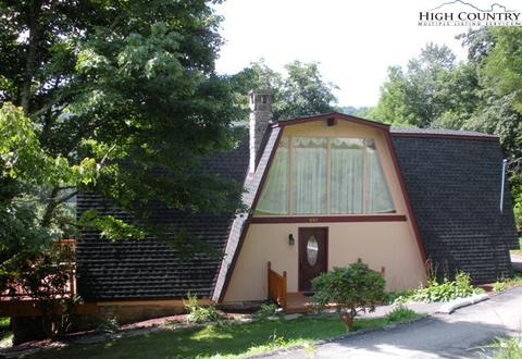 221 Skiview Rd, Seven Devils, NC 28604 photo 2