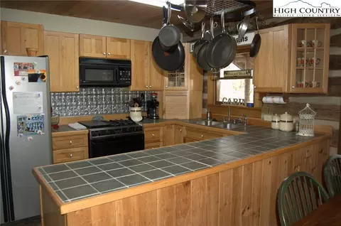 217 Quiet Pl, Todd, NC 28684 photo 7