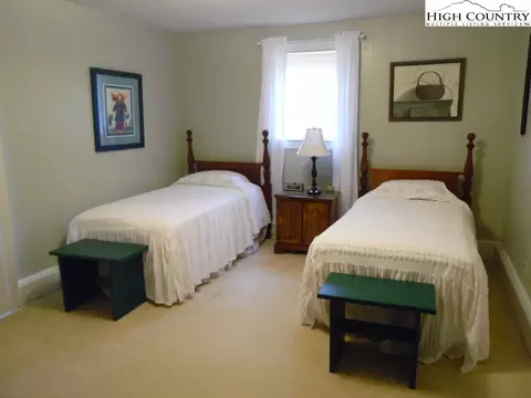 235 Deer Run Rd, Roaring Gap, NC 28668 photo 19