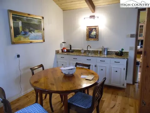 235 Deer Run Rd, Roaring Gap, NC 28668 photo 7