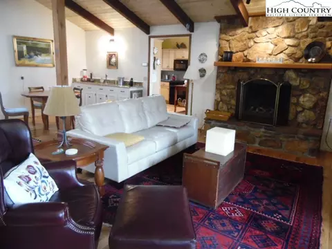 235 Deer Run Rd, Roaring Gap, NC 28668 photo 9