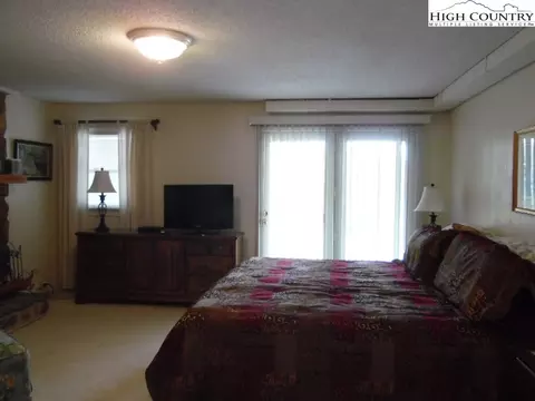 235 Deer Run Rd, Roaring Gap, NC 28668 photo 15