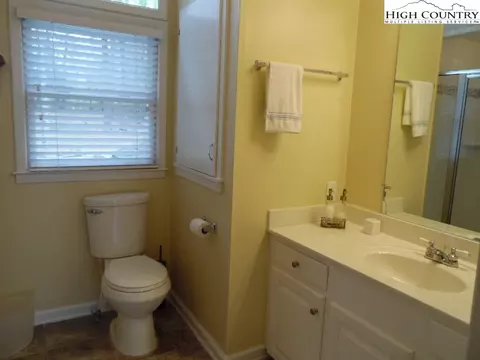 235 Deer Run Rd, Roaring Gap, NC 28668 photo 14