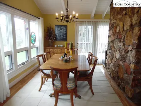 235 Deer Run Rd, Roaring Gap, NC 28668 photo 5
