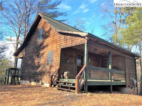 1447 Buck Mountain Rd, Purlear, NC 28665 photo 1