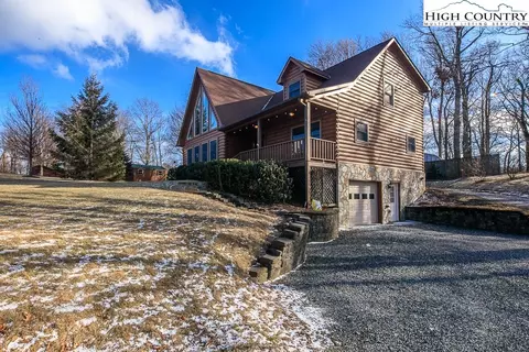 185 Apache Ln, Boone, NC 28607 photo 3