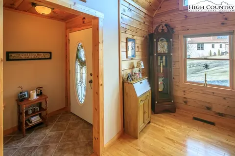 185 Apache Ln, Boone, NC 28607 photo 6