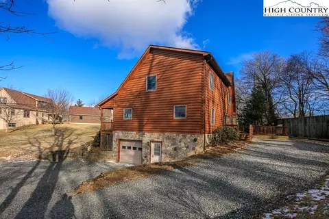 185 Apache Ln, Boone, NC 28607 photo 22