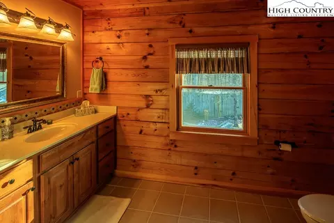 185 Apache Ln, Boone, NC 28607 photo 32