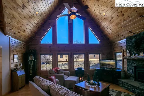 185 Apache Ln, Boone, NC 28607 photo 9