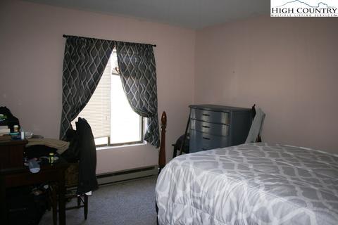 152 Village Dr, Boone, NC 28607 photo 8