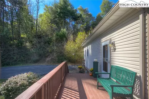 230 Brady Ln, Deep Gap, NC 28618 photo 31