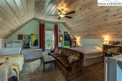 230 Brady Ln, Deep Gap, NC 28618 photo 21