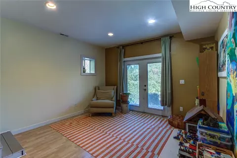 230 Brady Ln, Deep Gap, NC 28618 photo 17