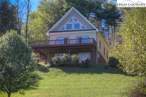 230 Brady Ln, Deep Gap, NC 28618 photo 2
