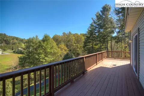 230 Brady Ln, Deep Gap, NC 28618 photo 8