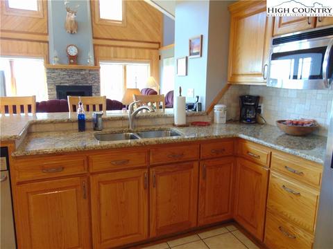 784 Drive Way, Sparta, NC 28675 photo 21