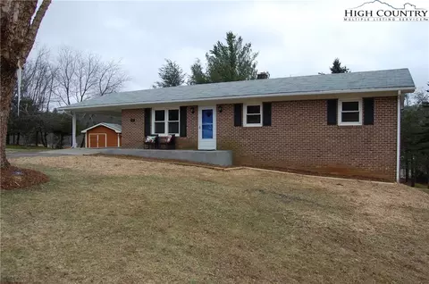 76 Montview Dr, Sparta, NC 28675 photo 3