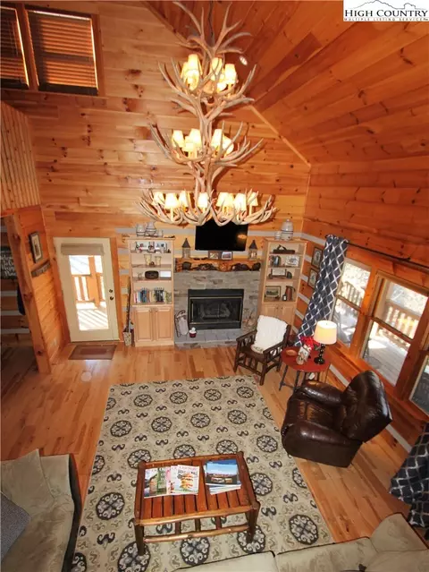 295 Kangaroo Ct, Vilas, NC 28692 photo 12