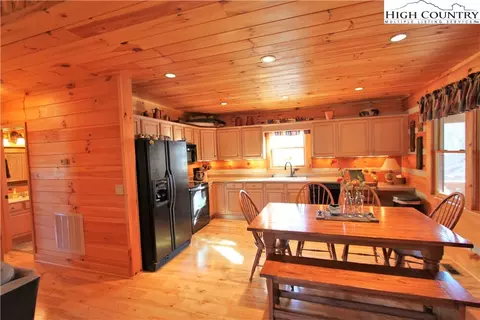 295 Kangaroo Ct, Vilas, NC 28692 photo 14