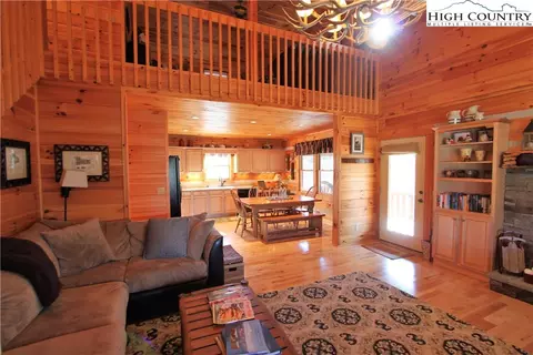 295 Kangaroo Ct, Vilas, NC 28692 photo 10