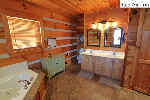 295 Kangaroo Ct, Vilas, NC 28692 photo 18