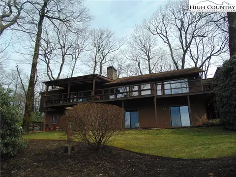 131 Rabbit Run, Roaring Gap, NC 28668 photo 5