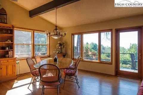 131 Rabbit Run, Roaring Gap, NC 28668 photo 8