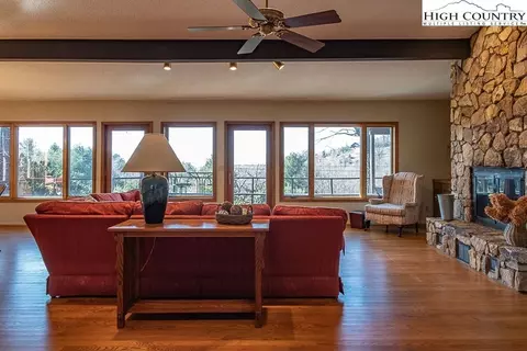 131 Rabbit Run, Roaring Gap, NC 28668 photo 6