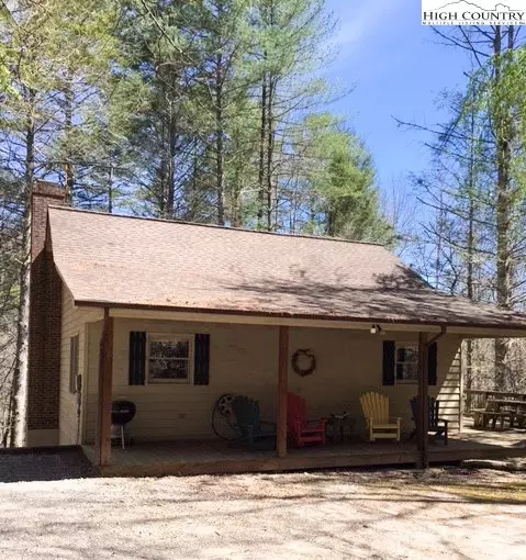 923 Meadow Rd, Ferguson, NC 28624 photo 1