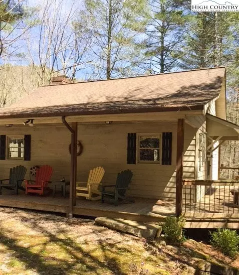 923 Meadow Rd, Ferguson, NC 28624 photo 2