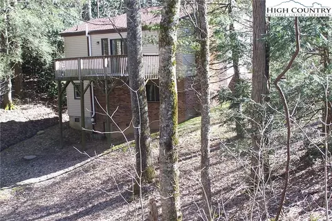 525 Tarleton Cir, Boone, NC 28607 photo 3