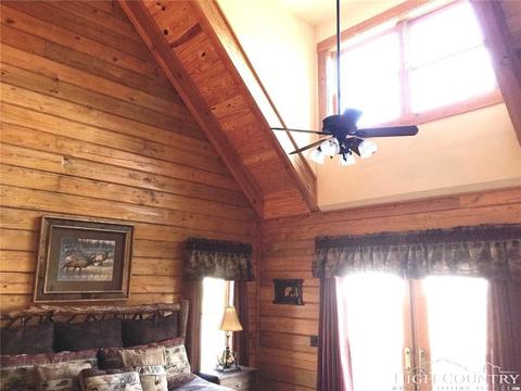 228 Skiview Rd, Seven Devils, NC 28604 photo 9
