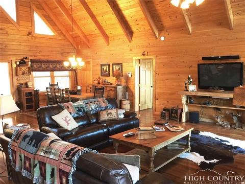228 Skiview Rd, Seven Devils, NC 28604 photo 4