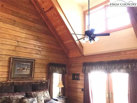 228 Skiview Rd, Seven Devils, NC 28604 photo 9