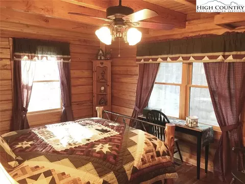 228 Skiview Rd, Seven Devils, NC 28604 photo 12