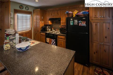 146 Oak, Boone, NC 28607 photo 16