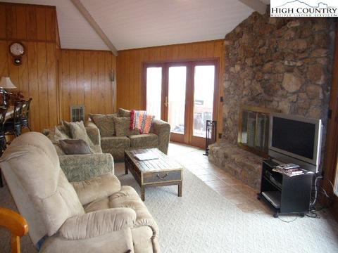117 Skiloft Rd, Beech Mountain, NC 28604 photo 4