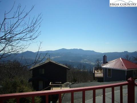117 Skiloft Rd, Beech Mountain, NC 28604 photo 2