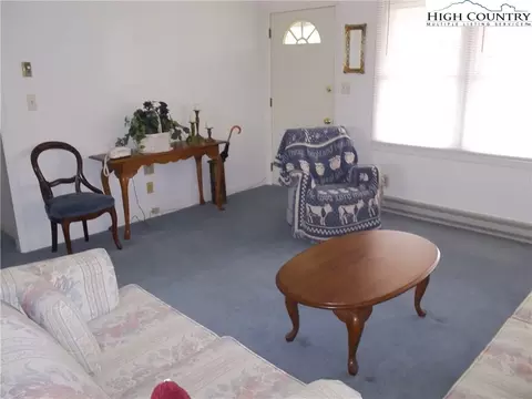 75 Irwin St, Sparta, NC 28675 photo 11