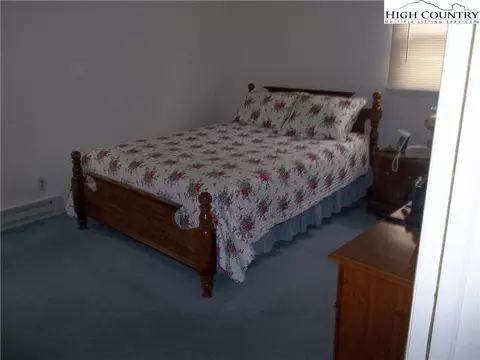 75 Irwin St, Sparta, NC 28675 photo 16